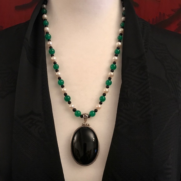 Black Onyx Pendant, Pearl, Jade and Onyx Necklace - Picture 4 of 11